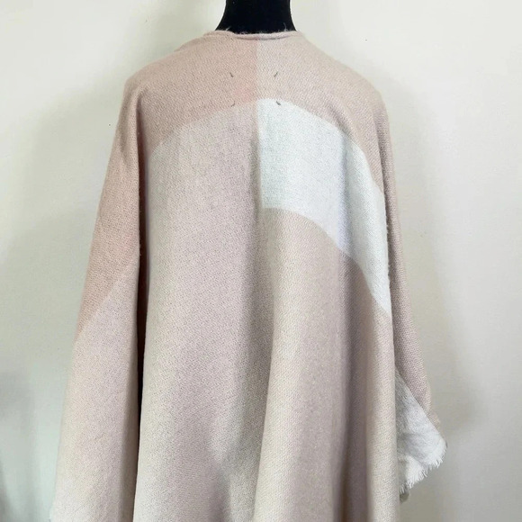 SOIA & KYO Woven Scarfigan Cardigan Wrap Scarf - Picture 8 of 9